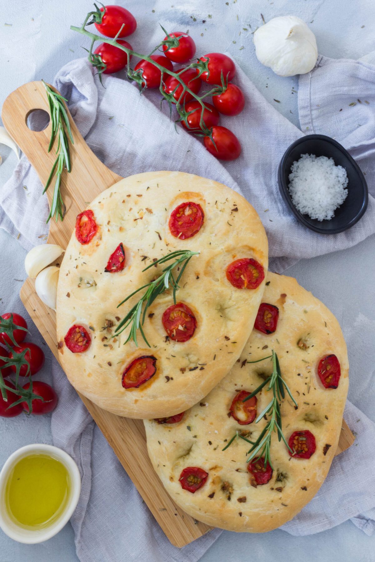 Focaccia - fluffig weiches Fladenbrot ⋆ www.lieblingszwei.de