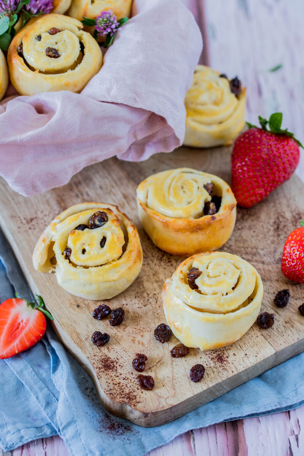 Rosinenschnecken aus Quark-Öl Teig ⋆ Lieblingszwei * Foodblog